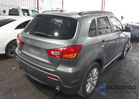 2011 Mitsubishi Outlander Sport Se z USA, uszkodzony, nr VIN JA4AR4AU3BZ016723